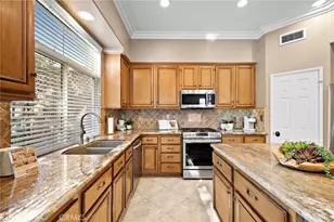 27 Las Cruces, Rancho Santa Margarita, CA 92688 - Photo 13
