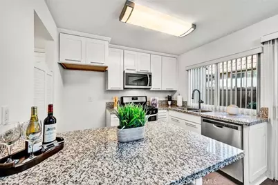 22746 Malaga Way, Lake Forest, CA 92630 - Photo 9