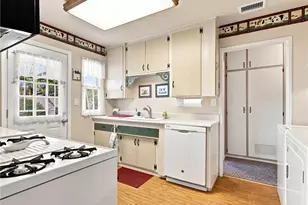 1807 W Broadway, Anaheim, CA 92804 - Photo 9