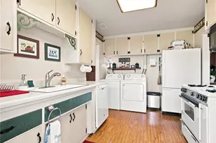 1807 W Broadway, Anaheim, CA 92804 - Photo 7