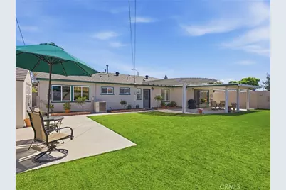 1807 W Broadway, Anaheim, CA 92804 - Photo 33