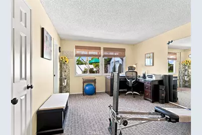 1807 W Broadway, Anaheim, CA 92804 - Photo 27