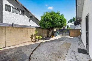 8661 Brookside Dr, Huntington Beach, CA 92646 - Photo 33