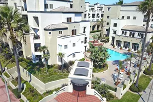 200 Pacific Coast Hwy, Huntington Beach, CA 92648 - Photo 1