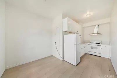 10706 Ohio, Los Angeles, CA 90024 - Photo 31