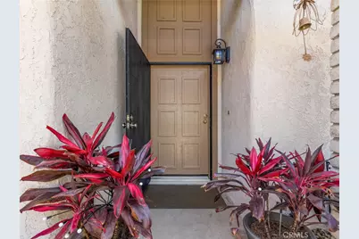 812 Martinique, Placentia, CA 92870 - Photo 3