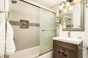 12 Latitude Ct, Newport Beach, CA 92663 - Photo 11
