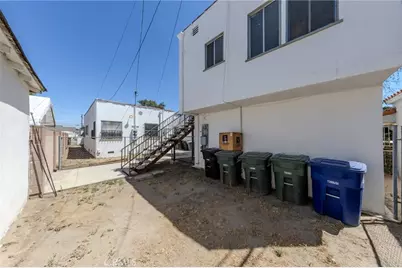 4076 Liberty Boulevard, South Gate, CA 90280 - Photo 71