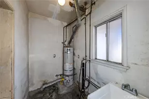 4076 Liberty Blvd, South Gate, CA 90280 - Photo 75