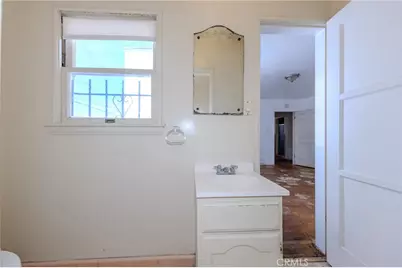 4076 Liberty Boulevard, South Gate, CA 90280 - Photo 37