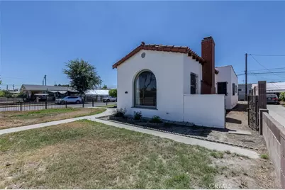 4076 Liberty Boulevard, South Gate, CA 90280 - Photo 45