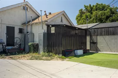 1631 W 38th, Los Angeles, CA 90062 - Photo 7