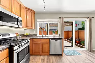 22754 Madrid, Lake Forest, CA 92630 - Photo 13
