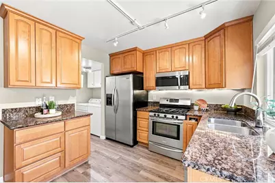 22754 Madrid, Lake Forest, CA 92630 - Photo 9