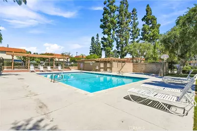 22754 Madrid, Lake Forest, CA 92630 - Photo 29