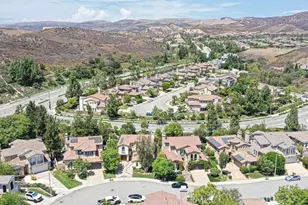 1829 Swan Falls, Simi Valley, CA 93065 - Photo 27
