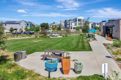 142 Yellow Daisy, Irvine, CA 92618 - Photo 35