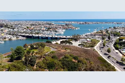 1842 Santiago, Newport Beach, CA 92660 - Photo 21