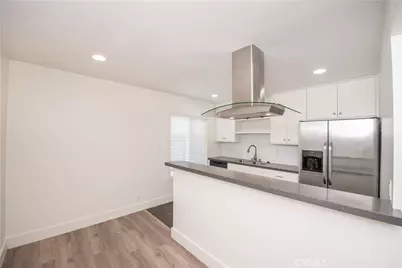 180 Rochester Street, Costa Mesa, CA 92627 - Photo 19