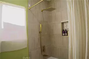 819 W 102nd St, Los Angeles, CA 90044 - Photo 13