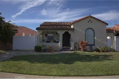 819 W 102nd St, Los Angeles, CA 90044 - Photo 1