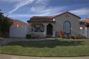 819 W 102nd St, Los Angeles, CA 90044 - Photo 1