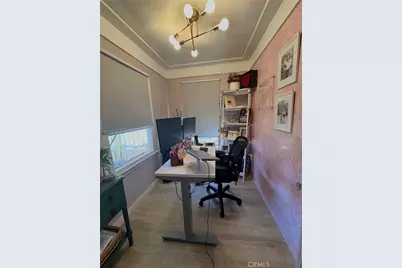819 W 102nd St, Los Angeles, CA 90044 - Photo 3