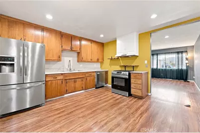 1437 W I, Wilmington, CA 90744 - Photo 9