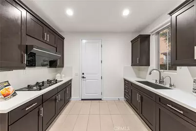 139 Sunset, Irvine, CA 92602 - Photo 17