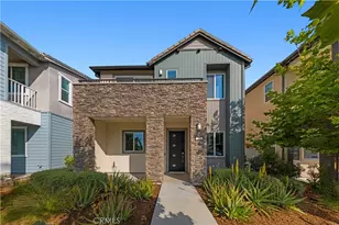 372 Baluster, Irvine, CA 92618 - Photo 1