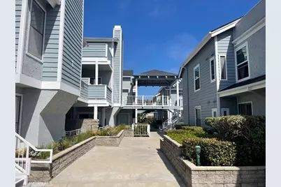 16960 Algonquin Street #I-204, Huntington Beach, CA 92649 - Photo 3