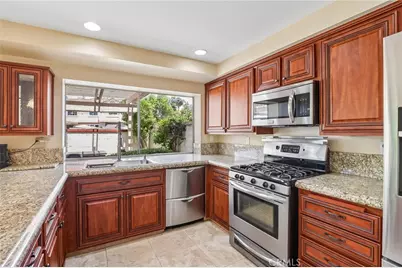 2521 Avenita Alpera, Tustin, CA 92782 - Photo 13