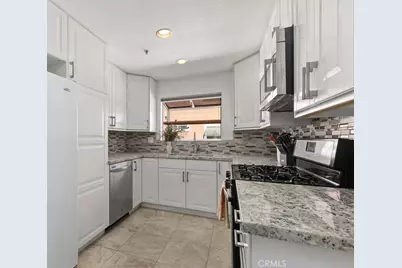 409 Utica #D43, Huntington Beach, CA 92648 - Photo 5