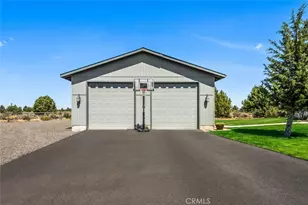 60870 Billadeau, Outside Area (Outside Ca), CA 97702 - Photo 19