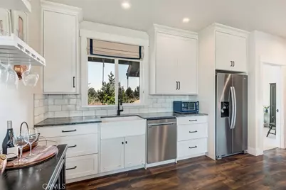 60870 Billadeau, Outside Area (Outside Ca), CA 97702 - Photo 25