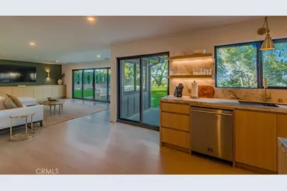 24245 Hatteras, Woodland Hills, CA 91367 - Photo 55