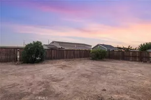 14424 Jeremiah St, Adelanto, CA 92301 - Photo 27