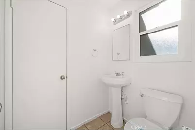 7557 Toyon Avenue, Fontana, CA 92336 - Photo 15