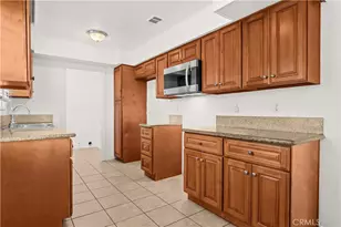 7557 Toyon Ave, Fontana, CA 92336 - Photo 9