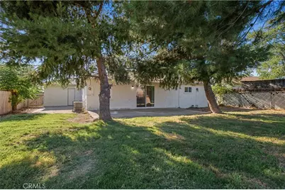 7557 Toyon Avenue, Fontana, CA 92336 - Photo 25