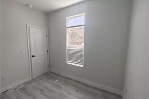 1930 Stewart St, Santa Monica, CA 90404 - Photo 7