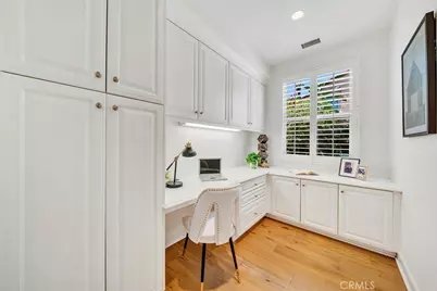 50 Statuary, Irvine, CA 92620 - Photo 17
