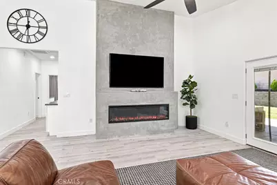 13280 Palos Grande, Victorville, CA 92395 - Photo 9
