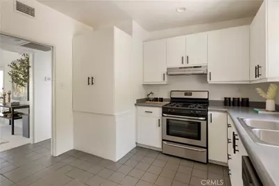2054 Kenilworth, Los Angeles, CA 90039 - Photo 13