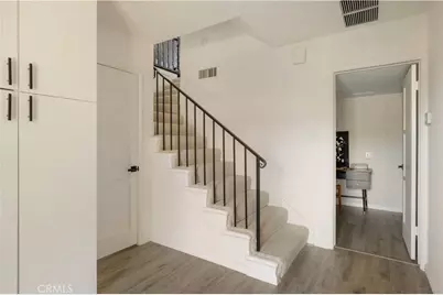 2054 Kenilworth, Los Angeles, CA 90039 - Photo 17