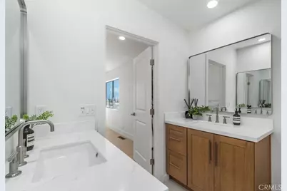 233 Santa Ana, Newport Beach, CA 92663 - Photo 25
