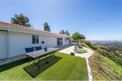 2817 N Mountain Avenue, Claremont, CA 91711 - Photo 5