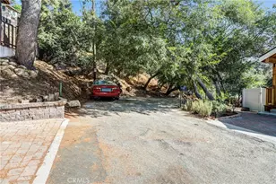 440 Sycamore Pl, Sierra Madre, CA 91024 - Photo 3