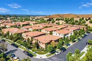 61 Distant Star, Irvine, CA 92618 - Photo 5