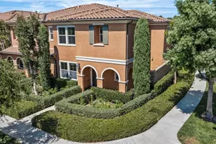 61 Distant Star, Irvine, CA 92618 - Photo 3